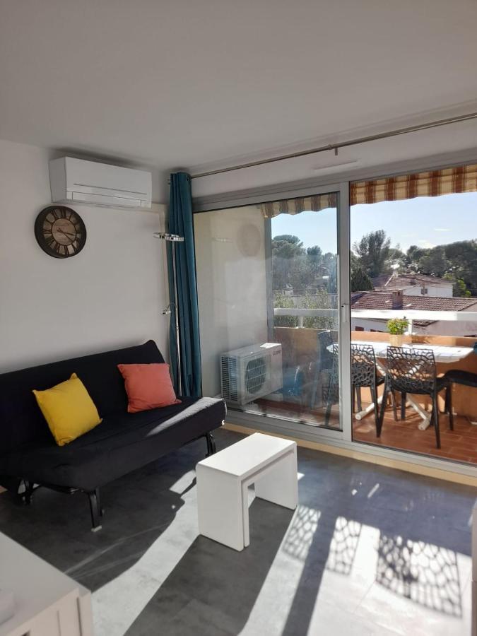 Appart Cosy En Bord De Mer - Port Santia Lucia St Raphael Saint-Raphaël Extérieur photo